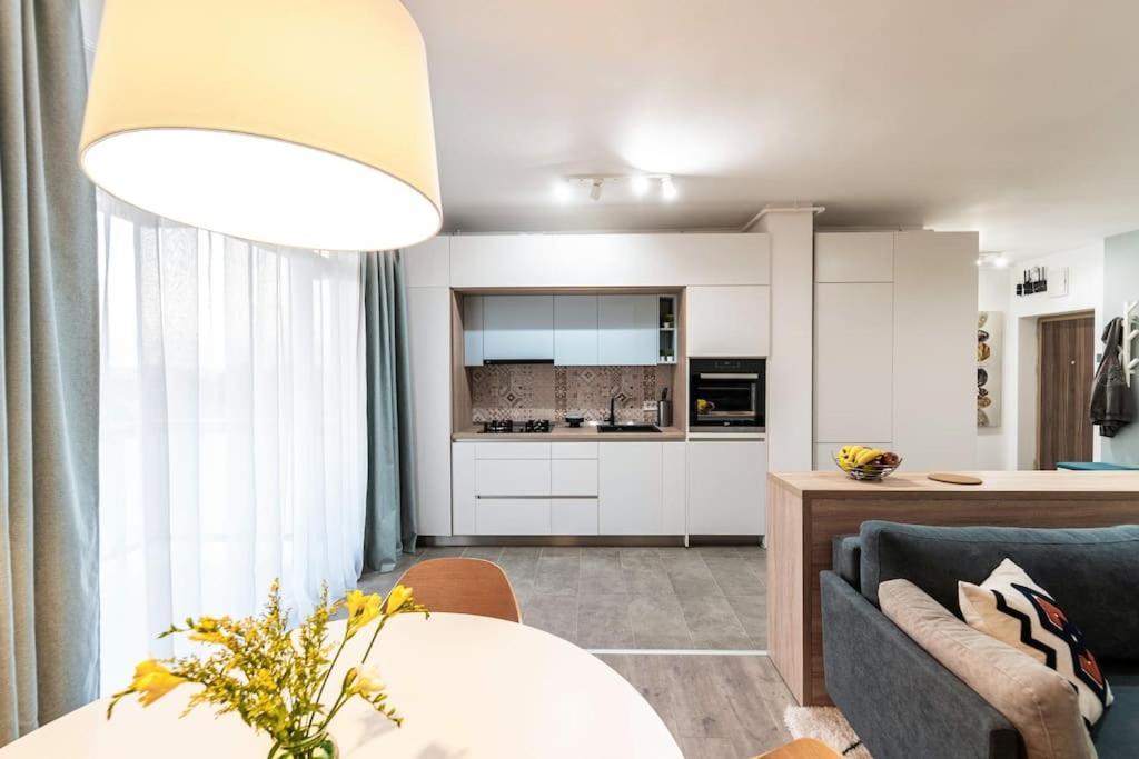Apartment Vivalia V6, Free Private Parking Timisoara Esterno foto